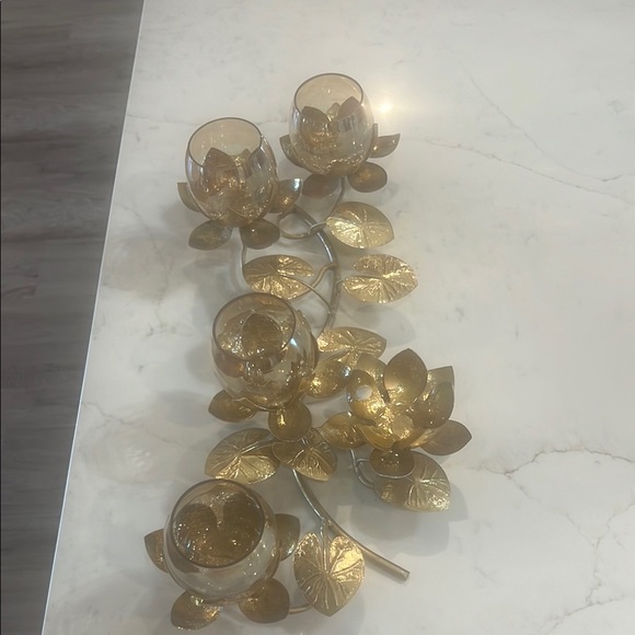 Gold Leaf Candle Holder - Picture 1 of 5